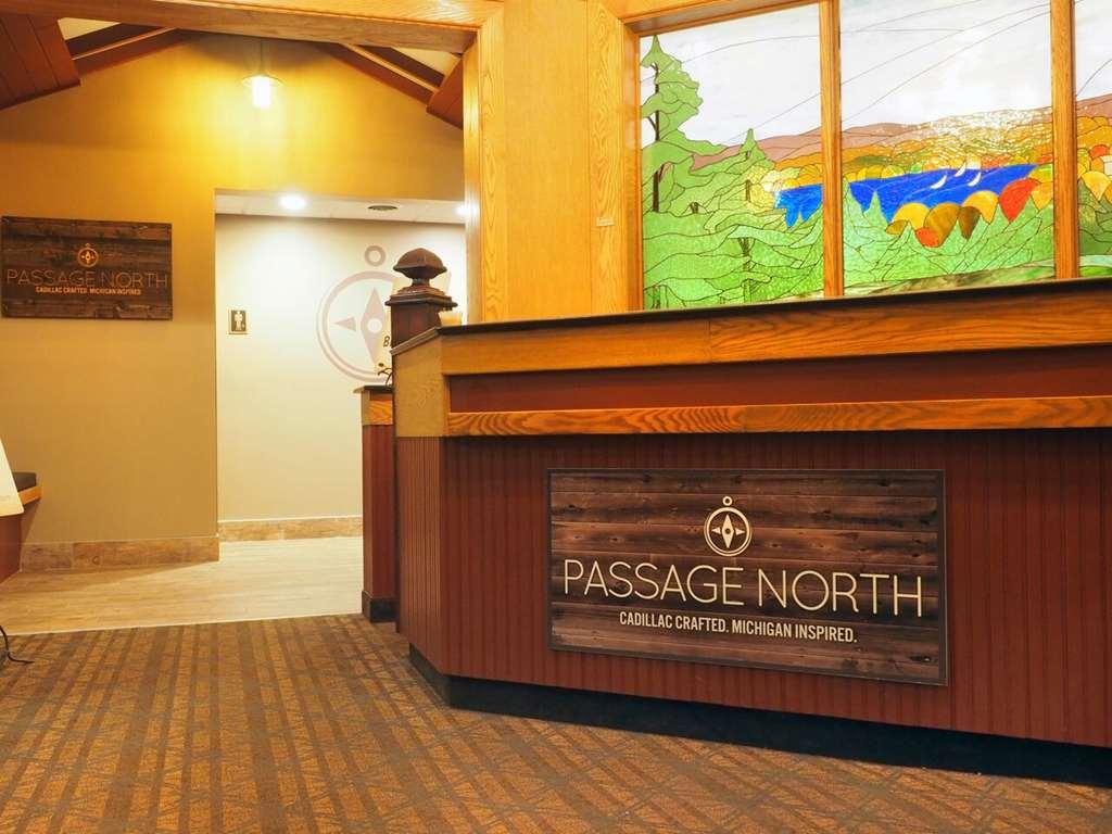 Evergreen Resort Cadillac Restaurant bilde